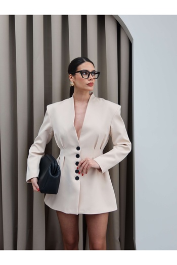 ESRAHELVACI Collet Detailed Jacket Skirt Set