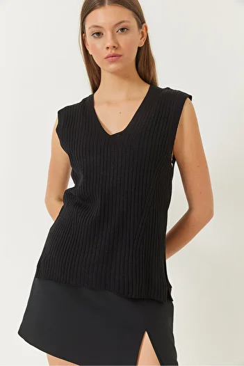 Bianco Lucci Women's V-Neck Slit Detailed Knitwear Sweater 60261444
