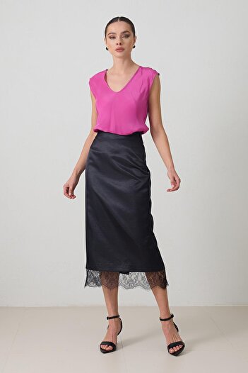 Setre Black Lace Detailed Full Fit Pencil Skirt