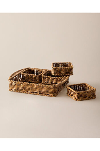 Madame Coco Juin Organizer