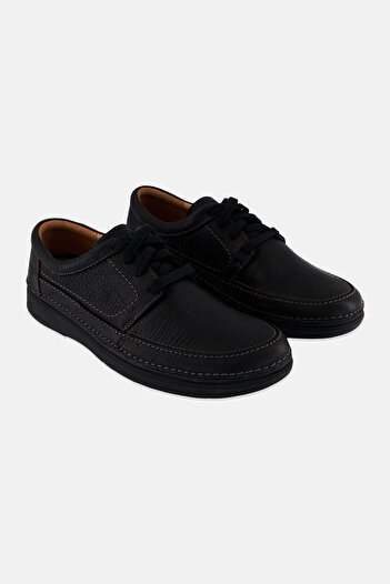 CLARKS Men Standard Nature 5 Lo Lace Up Casual Shoes, Black