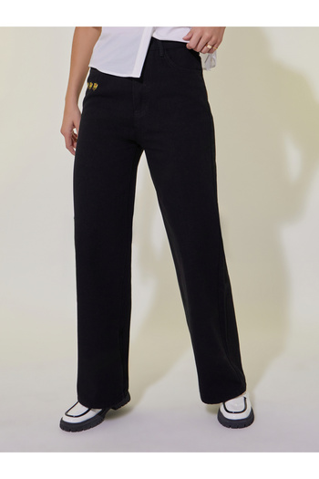 Take Two By Styli Embroidered Detail Mid Rise Straight Fit Jeans