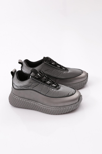 DGN M077 Women's Striped and Laced Sports Shoes