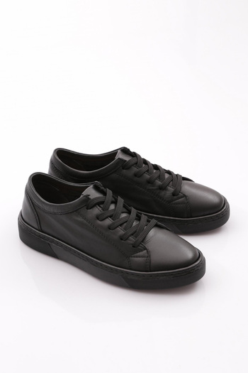 DGN Women's Flat Sole Lace-Up Sneaker Shoes Black 5662678