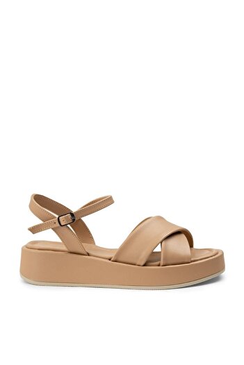 Deery Women's Beige Sandals