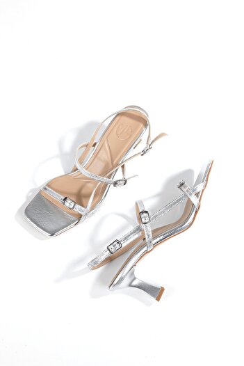 Modabuymus Minifilar Silver Lame Sandals Low Heel Thin Strap Shoes