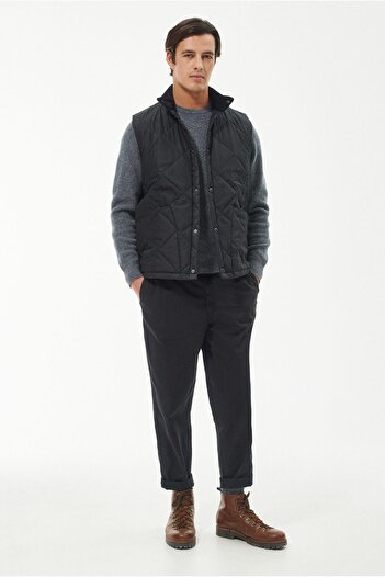 Barbour Erkek Liddesdale Yelek Bk11 Black