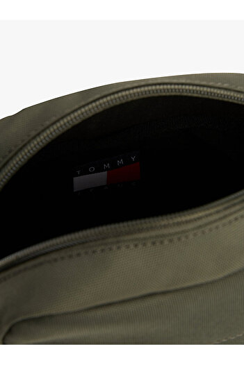 Tommy Hilfiger TJM ESS DAILY SQUARED REPORTER