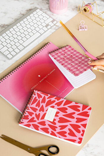 PAPERORA A4 Haftalık Ve Günlük 3’lü Masaüstü Süresiz Planlayıcı Set – Aura/kalp