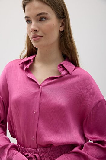 LEVURE Kadın Önü Düğmeli Oversize Saten Gömlek KOYU PEMBE