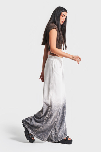 its basic Women's Ecru Color Special Washed Palazzo Fit Design Knitted Sweatpants