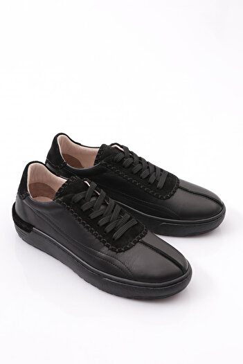 DGN Women's Lace-Up Sneaker Shoes Black Black Suede 457212453