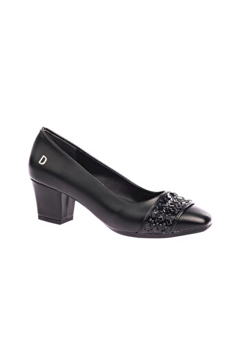 DGN 20Y Round Toe and Jewelled Front Heeled Shoes 222