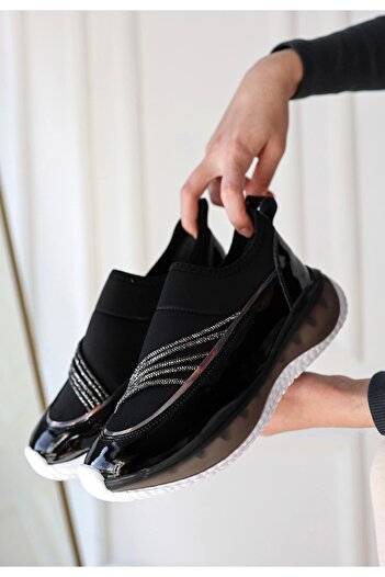 Erbilden Keita Black Patent Leather Stretch Detailed Sneakers