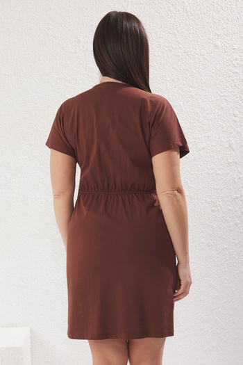 Trendyol Curve Καφέ Μονό Ζέρσεϊ Πλεκτό Φόρεμα Plus Size