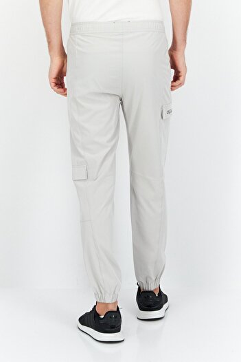 Lyle & Scott Men Brand Logo Cargo Jogger Pants, Grey