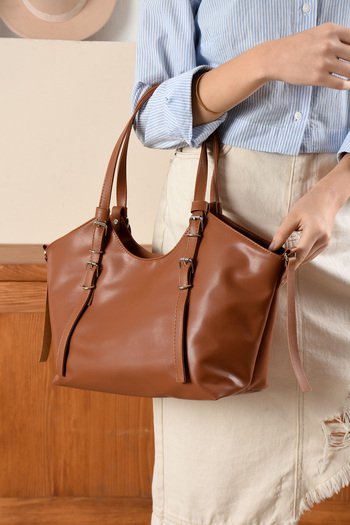 ESTUTE Women's Large Capacity Lined Quality Leather Shoulder Bag