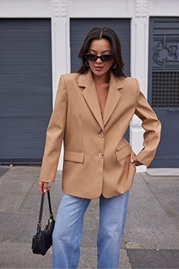Askı Nişantaşı Camel Shiny Fabric Jacket with Back Slit Detail