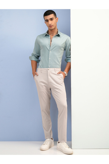 Highlander By Styli Mid Rise Regular Fit Chino Trousers