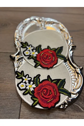 LUXURY 2 Rose Beaded Embroidered Presentation Napkins, Cocktail Napkins