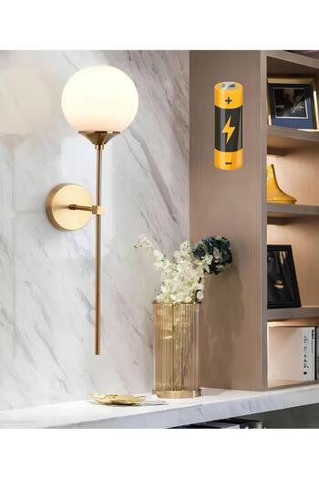 burenze Modern Tasarım Aç Kapa Butonlu Pilli Aplik Duvar Beyaz Opak Beyaz Camlı Aplik Eskitme Gold