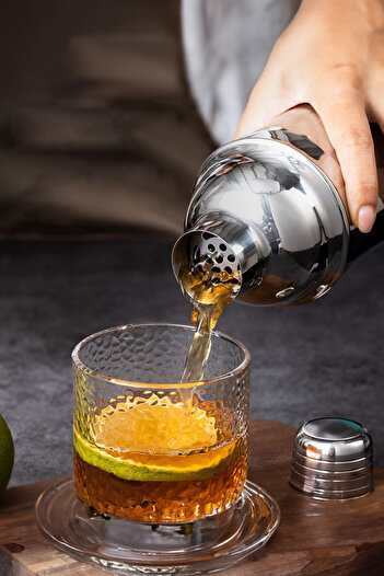 Weather Forecast Steel 700ml Shaker Cocktail Spoon and Bar Mallet Cocktail Glass Set Gin589