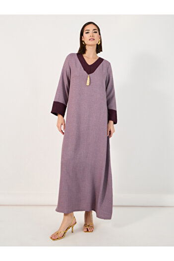 Styli Contrast Cuff Jalabiya with Tassel Detail