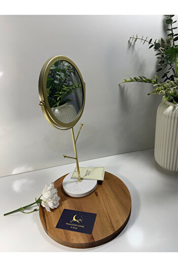 Madame Coco Mukha Jewelry Hanger