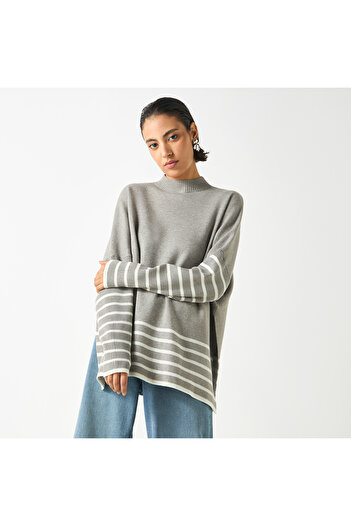2Xtremz Stripe Detail Pullover With High Neck