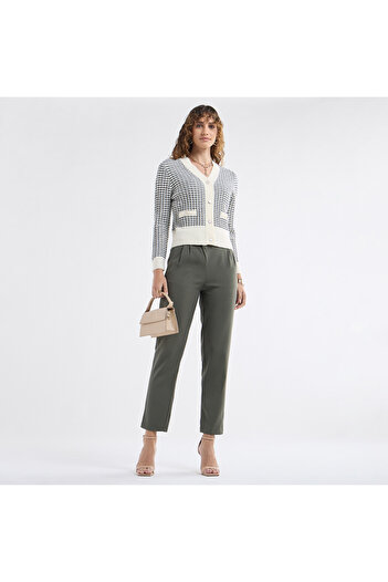 FAV Solid Pleated Regular Fit Trousers With Metallic Accent