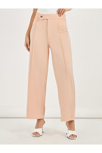 Styli Solid Pintuck Detail Straight Fit Pants