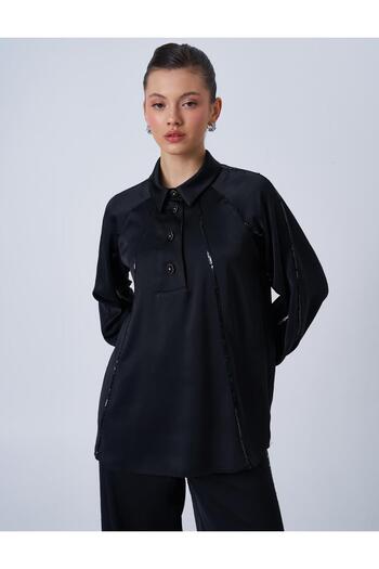 Kayra Shiny Buttoned Satin Blouse - Black