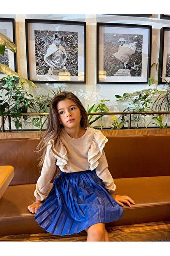 Hilal Akıncı Kids Girl's Lace Detailed Blouse Leather Pleated Skirt Leather Hat 3-Piece Set