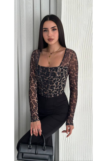 BE CHİC Women's Square Collar Patterned Sleeves and Back Transparent Crop Tulle Bluz N1701