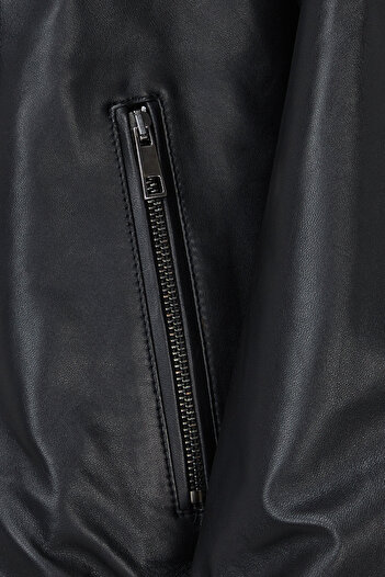 W Collection Siyah Deri Peluş Detaylı Mont