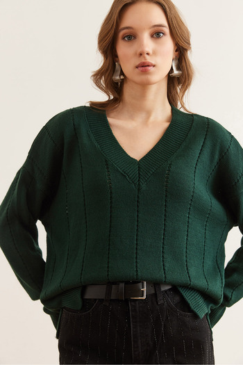 Olalook Emerald Green V-Neck Openwork Knitwear Crop Sweater - Kzk- 19000816
