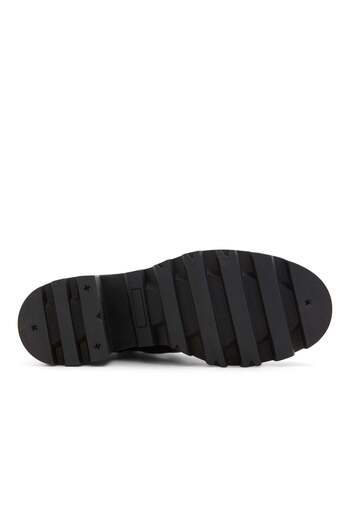 Call it Spring Jadyn black women's boot & bootie
