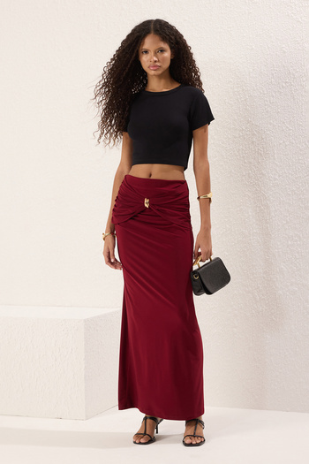 Trendyol Collection Flexible Maxi Knitted Fish Skirt with Claret Red Gold Accessory Detail Twoss25Et00110