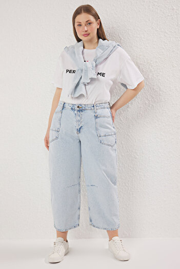 Trendyol Curve Mavi More Sustainable Stitching Detailed High Waist Balloon Jeans Tbbaw25Cj00028