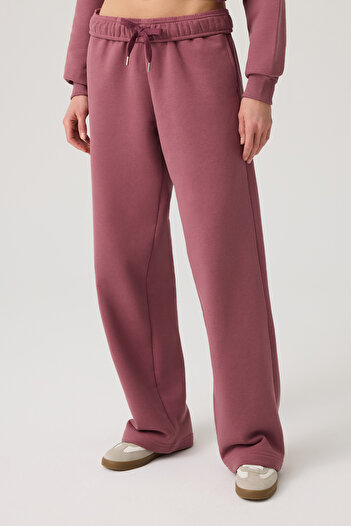 Los Ojos # # # Output 
 Dertli Mold - Leg Sweatpants - 6 Piece