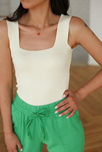 zeynstore Women's Square Neck Extra Soft Textured Strappy Tank Top