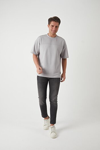 Valiberta Panel Detaylı Basic Oversize Erkek T-Shirt - Gri
