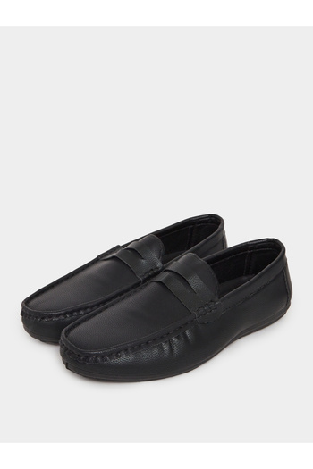 Styli Solid Slip-On Loafers