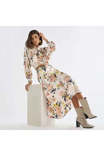 FAV Floral Print Dress With Pussy Bow Neck And Volume Sleeves