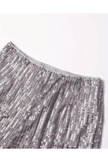 AYSİ COLLECTİON Elastic Waist Lined Sequin Shorts Silver