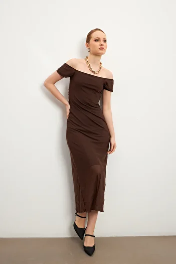 MODAGEN Shoulder Detailed Plain Madonna Collar Lined Tulle Dress