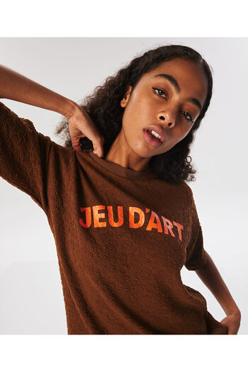 Twist Textured Slogan Printed T-Shirt