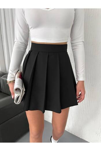 Noa Noa Basic Polyviscon Skirt with Pleated Shorts