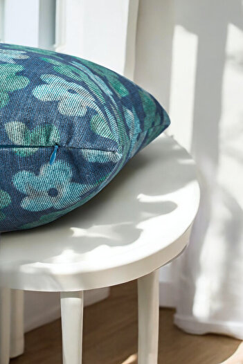 ASDİVA Daisy Patterned Decorative Blue Throw Pillow Cover 43X43