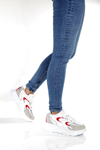 No 35 Kalın Tabanlı Kırmızı Desenli Bağcıklı Unisex Beyaz Spor Ayakkabı